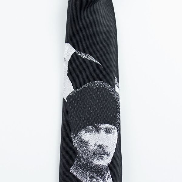 Siyah Renk Atatürk Portreli Kravat
